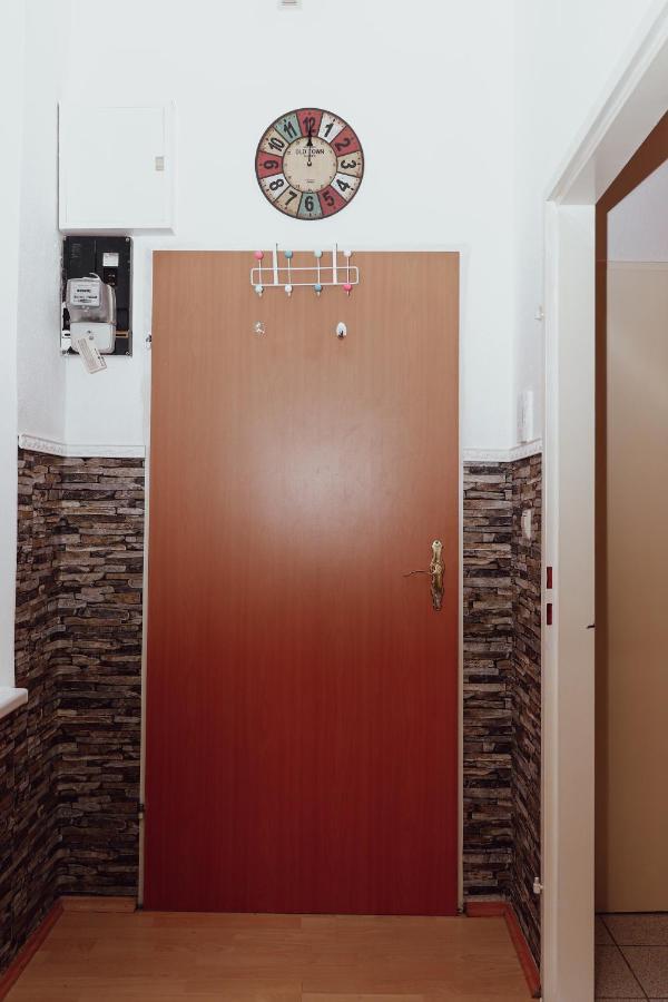 Ruhiges Terrassen Apartment Viena Exterior foto